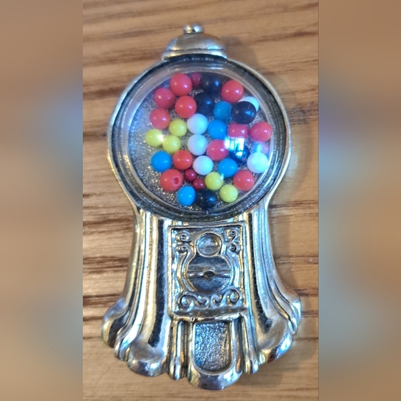 Vintage 1928 Jewelery Quirky Unique Gumball Shake Statement Costume Pin - Picture 2 of 3